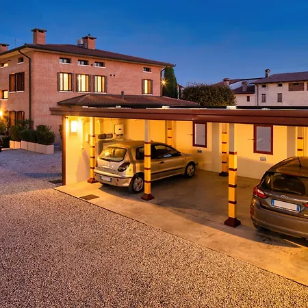 Borgo Tabari Locazione Turistica